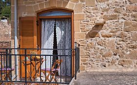 Vaggelis Little Stone House